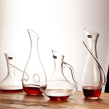 Švino neturintis krištolo raudonojo vyno dekanteris, kūrybinis stiklo pilstytojas, greito vyno spirito vyno rinkinys, raudonojo vyno taurė