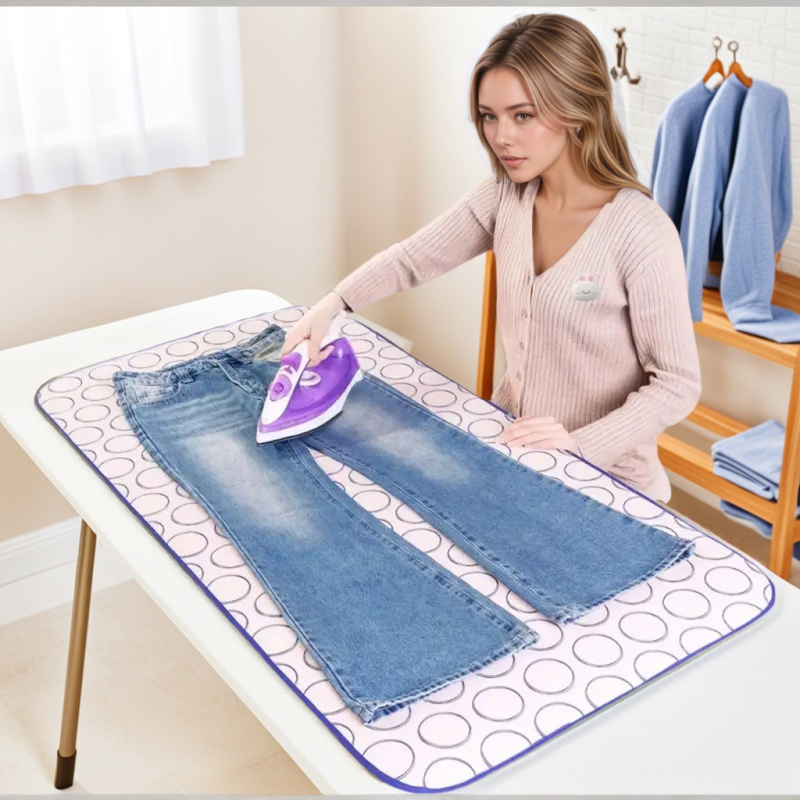 Gludināmais dēlis Gludināmais paklājiņš Saliekams Pārnēsājams Sabiezināts Gludināmais dzelzs Pads Piekarams Gludināmā Mašīna pretapplaucēšanās Izolācijas Audums