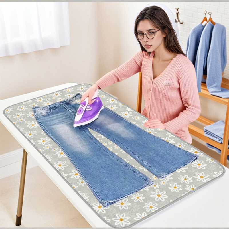 Lyginimo lenta, lyginimo kilimėlis, buitinis, sulankstomas, nešiojamas, sutankintas, pakabinamas lyginimo kilimėlis, lyginimo mašina, apsauga nuo nudegimų, izoliacinė medžiaga