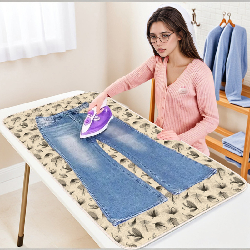 Lyginimo lenta, lyginimo kilimėlis, buitinis, sulankstomas, nešiojamas, sutankintas, pakabinamas lyginimo kilimėlis, lyginimo mašina, apsauga nuo nudegimų, izoliacinė medžiaga