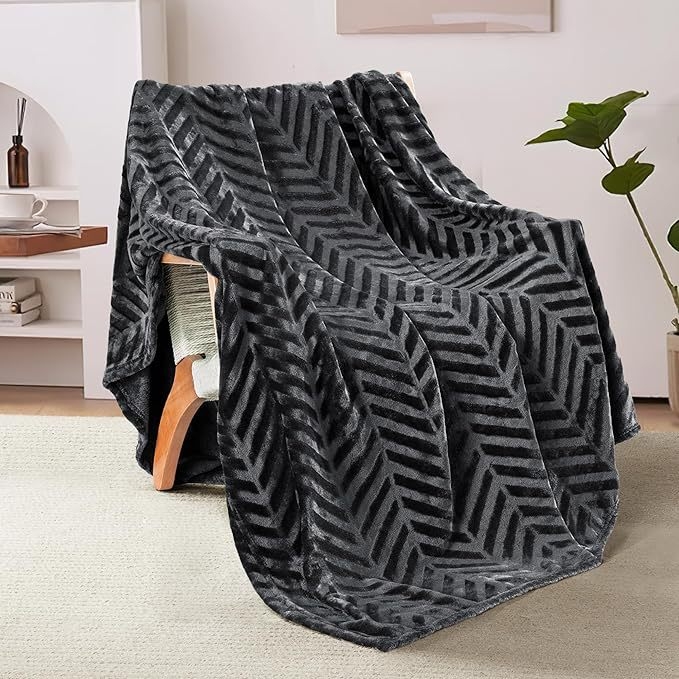 Sustorinta šilta dryžuota skintų gėlių flanelinė antklodė visiems metų laikams universali antklodė miegamajam, sofai, biurui, snukučio formos antklodė