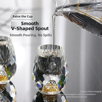 Nagykereskedelmi aranyfóliás fehérboros pohár kristálypohár háztartási kis méretű, egyrészes, golyó alakú pohár kínai stílusú Yipin Jiangshan Jinshan borospohár