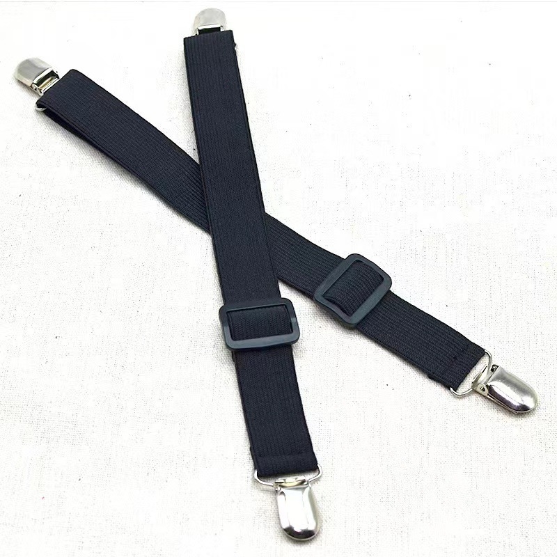 Регулируема закопчалка за закрепване на чаршаф, която държи на място скоба за легло тип „queen size“, закопчалка за диван