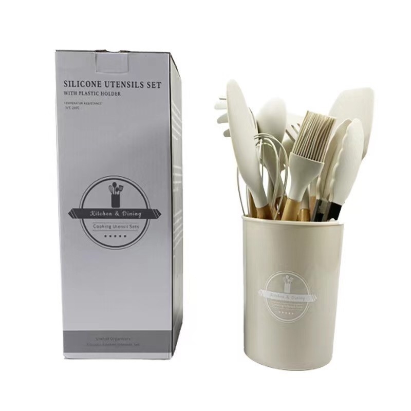 Piiriüleselt hangitud roosakuldne 20-osaline majapidamisriistade komplekt, silikoonist kaabits, õlipintsel, munavahustaja, 19-osaline komplekt