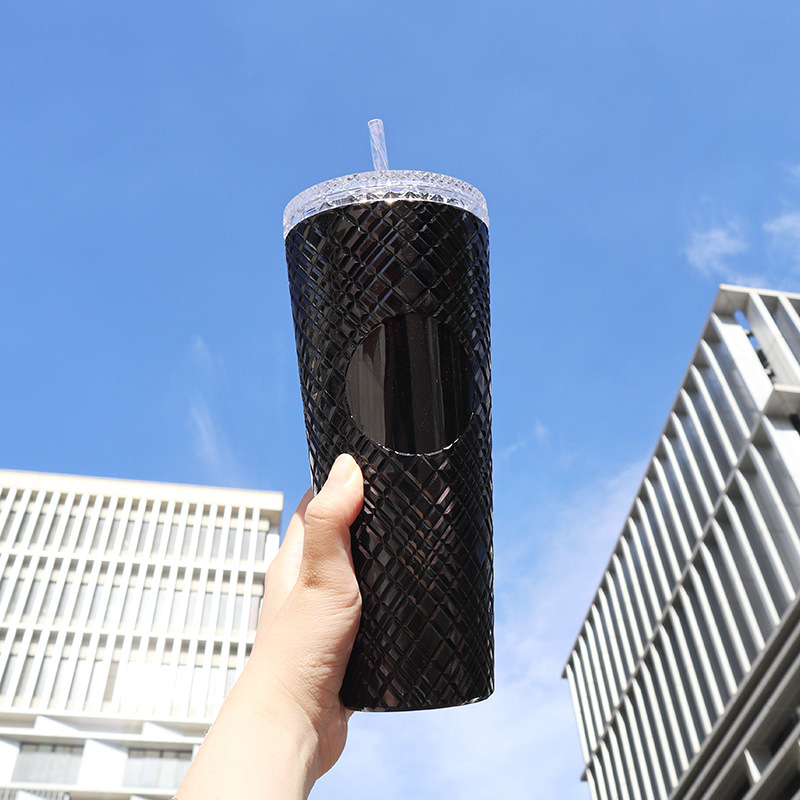 Naujas, karštai parduodamas, madingas, rotango šiaudinis puodelis, 710 ml, didelės talpos, daugiaspalvis, vidaus geriamasis puodelis, pasirenkamas tiesioginiam tiekimui iš gamyklos.