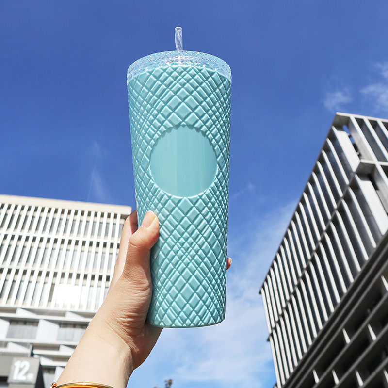 Naujas, karštai parduodamas, madingas, rotango šiaudinis puodelis, 710 ml, didelės talpos, daugiaspalvis, vidaus geriamasis puodelis, pasirenkamas tiesioginiam tiekimui iš gamyklos.