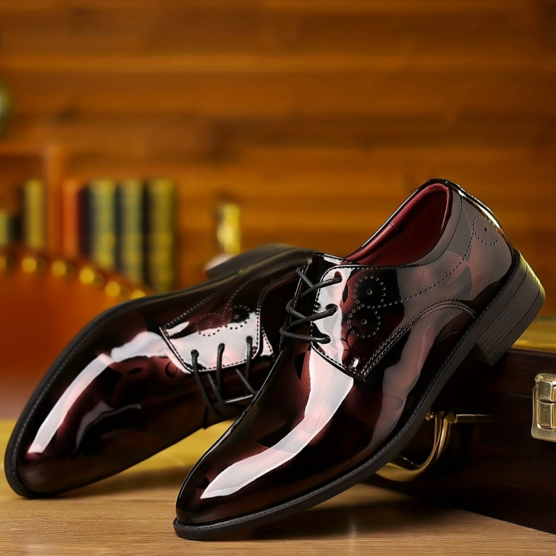 Férfi hegyes szárú üzleti alkalmi cipők Divatos és divatos hétköznapi bőrcipők Új érkezés Fényes felületű, kopásálló, minden mérkőzéshez illeszkedő, alacsony szárú férfi cipők