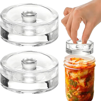 „Amazon“ tarpvalstybinės elektroninės prekybos fermentuoti stikliniai svareliai su lengvai suimamomis rankenomis tinka maistui laikyti plačiakakliuose stiklainiuose.