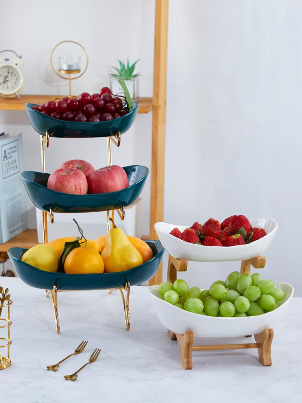 Kūrybinga trijų sluoksnių daugiasluoksnė vaisių lėkštė, europietiška keraminė sausų vaisių lėkštė, bambuko medinė lentynėlė, buitinių užkandžių lėkštė, saldainių padėklas, vaisių krepšelis