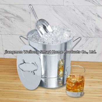 Geležinis ledo kibirėlis su dangteliu ir šaukštu. Išskirtinis „Amazon“ tarpvalstybinis eksportas, užsienio prekyba. Ovalios rankenos ledo kibirėlis su vyno kibirėliu.