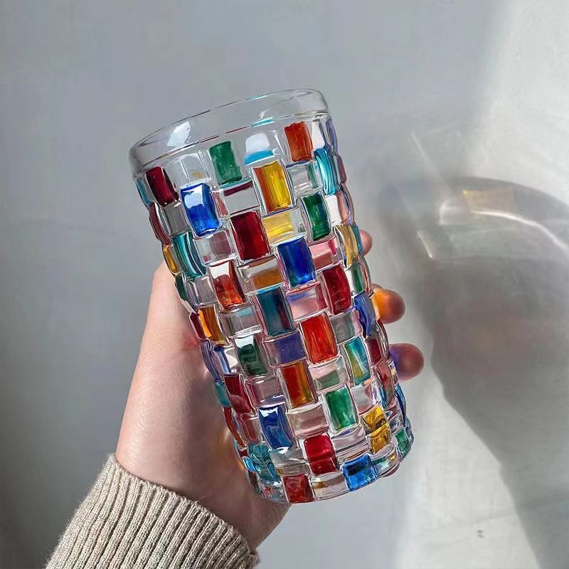 Festett, kézzel szőtt üvegből készült, fülkés háztartási pohár, női teáspohár, ivóital-pohár, whiskys söröspohár