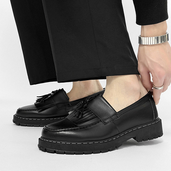 Ανδρικά Δερμάτινα Παπούτσια 2025 Καλοκαιρινά Ανδρικά Μοκασίνια Slip-On με Χοντρή Σόλα για Αύξηση Ύψους, Νεανικά, Casual, Βρετανική Τάση, Διασυνοριακή