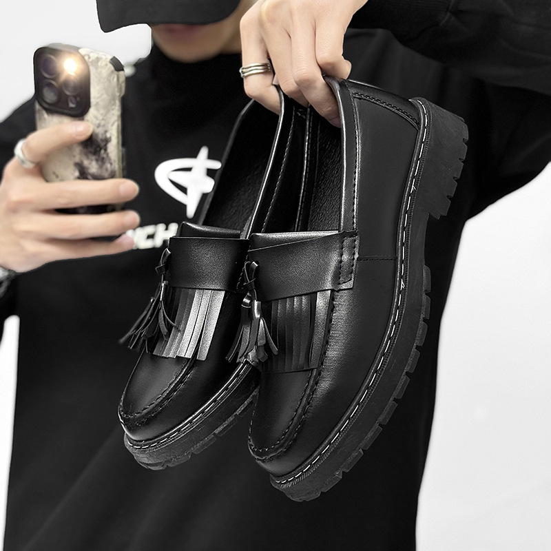 Férfi bőrcipők 2025 Nyári Férfi mokaszinok Bebújós Vastag Talpú Magasságnövelő Fiatalos Hétköznapi Brit Trend Határokon Átnyúló