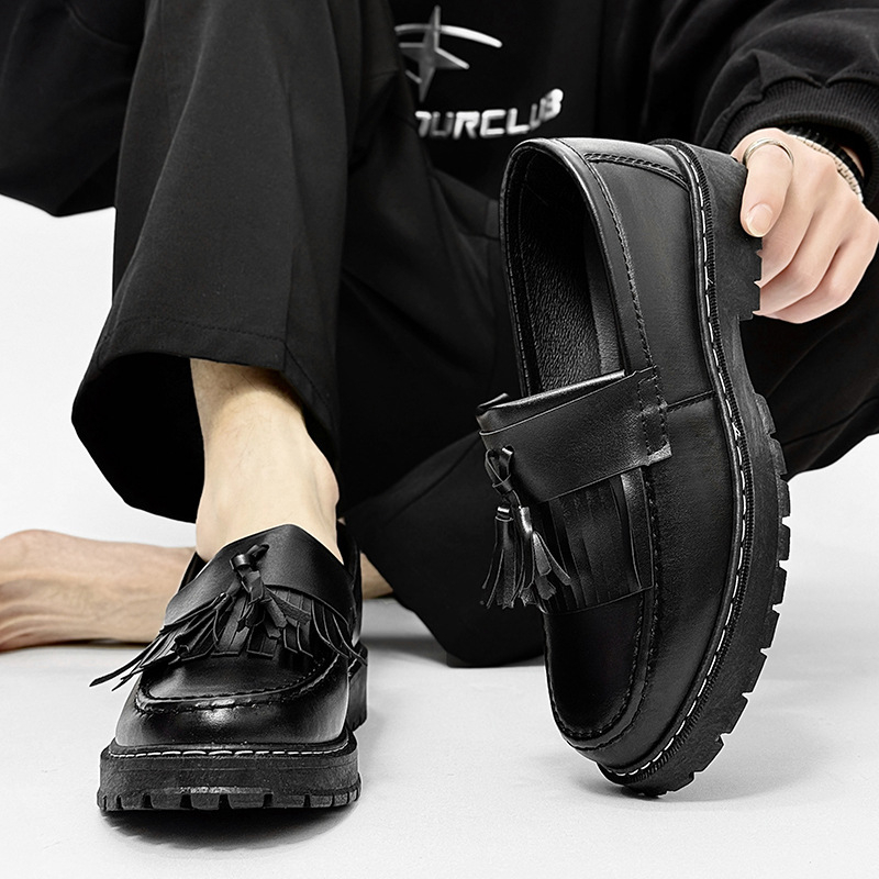 Férfi bőrcipők 2025 Nyári Férfi mokaszinok Bebújós Vastag Talpú Magasságnövelő Fiatalos Hétköznapi Brit Trend Határokon Átnyúló