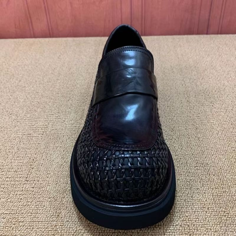 Ādas apavi vīriešiem 2025. gada vasarai, jauns stils, izgriezti, elpojoši, austi, īstas ādas biznesa, biezas zoles, ikdienas apavi, vienas kājas mokasīni