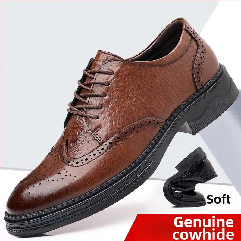 Jarné a jesenné nové obchodné formálne kožené topánky pánske ležérne brogue vyrezávané pánske topánky priedušné šnurovacie svadobné topánky trendy pánske