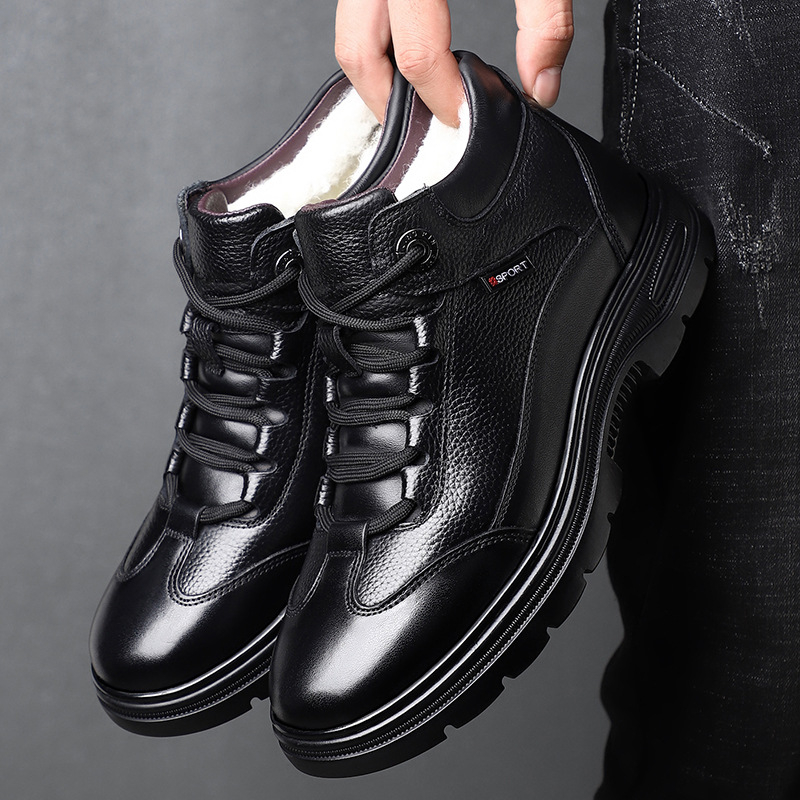 Férfi cipők új első rétegű marhabőr férfi téli alkalmi pamut cipő divatos polár béléssel meleg és kényelmes csúszásmentes hótaposó