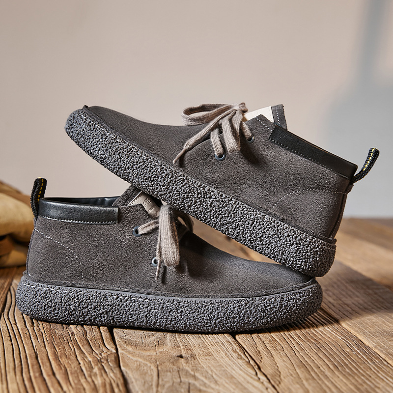 Férfi magas szárú, személyre szabott Martin csizma, új Zhongbang retro férfi bőr alkalmi cipő, divatos, vastag talpú, fűzős, férfi valódi bőr cipő.