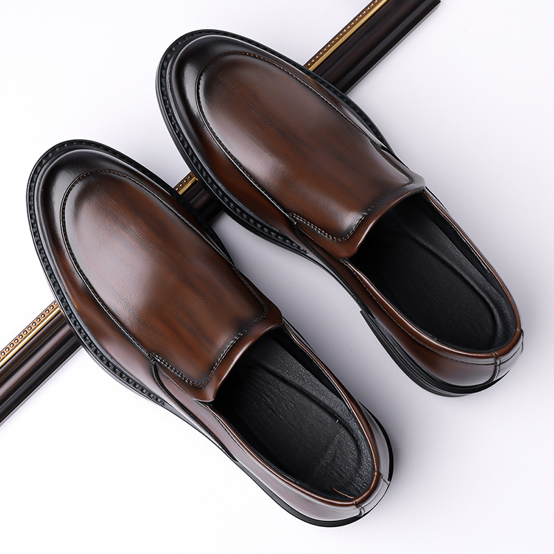 Nagy méretű bőrcipők Férfi üzleti, formális, alkalmi, bebújós, munkacipő, lélegző, puha talpú, csúszásmentes, brit vőlegényi esküvői cipők