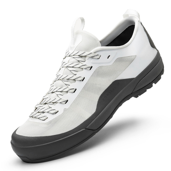 Határokon átnyúló férfi cipők 2025 új üzleti stílusú sport alkalmi cipők férfi hálós, lélegző túracipők csúszásmentes és könnyű