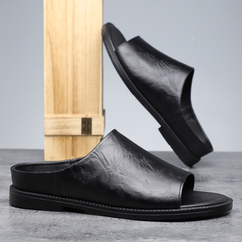 Férfi szandálok 2025 Új csúszásgátló lélegző férfi cipők Személyre szabott nyitott orrú szandálok Trendi strandcipők Hétköznapi bebújós cipők