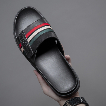 Első rétegű marhabőr papucs, férfi divatos, koreai stílusú, jellegzetes kültéri viselet, római puha talpú, tengerparti, hétköznapi papucs, strandcipő