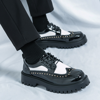 Δερμάτινα παπούτσια με ανοιχτόχρωμη σόλα για διασυνοριακή χρήση 2025 Άνοιξη & Φθινόπωρο Νέα ανδρικά μεγάλα δερμάτινα παπούτσια με χοντρή σόλα για αύξηση ύψους, παπούτσια Amazon 38-46 μεγέθη