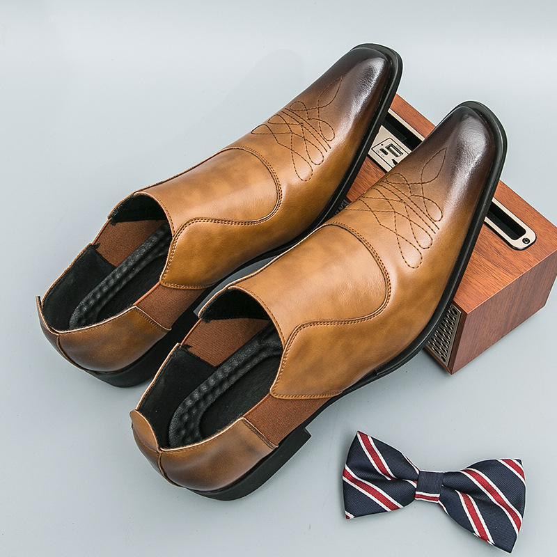 2024 Új Férfi Elegáns Cipők 38-46 Méret Divatos Hegyes Bőr Cipők Férfi Bebújós Hegyes Bőr Cipők Férfi