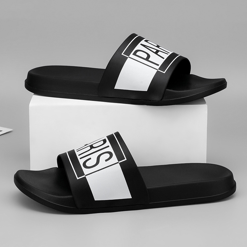 Brit stílusú papucsok 2025 nyári új stílusú papucsok kültéri divatos férfi és női puha talpú bebújós strandpapucsok