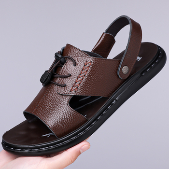Vastagtalpú férfi szandálok 2025-ös nyárra, új, szabadtéri viselet, marhabőrből készült, alkalmi szandálok és papucsok férfiaknak és apukáknak, kettős célú strandcipők