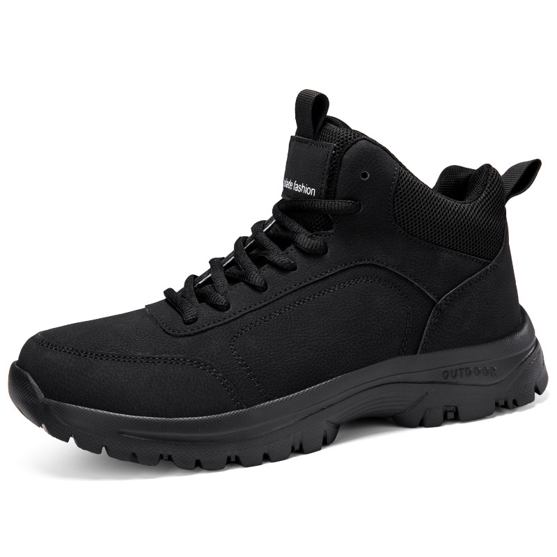 Piiriülesed nahast veekingad eakatele, talvised sametist soojad ja paksendatud meeste jalutuskingad, keskealistele ja eakatele puuvillased kingad, kõrged kingad ja saapad