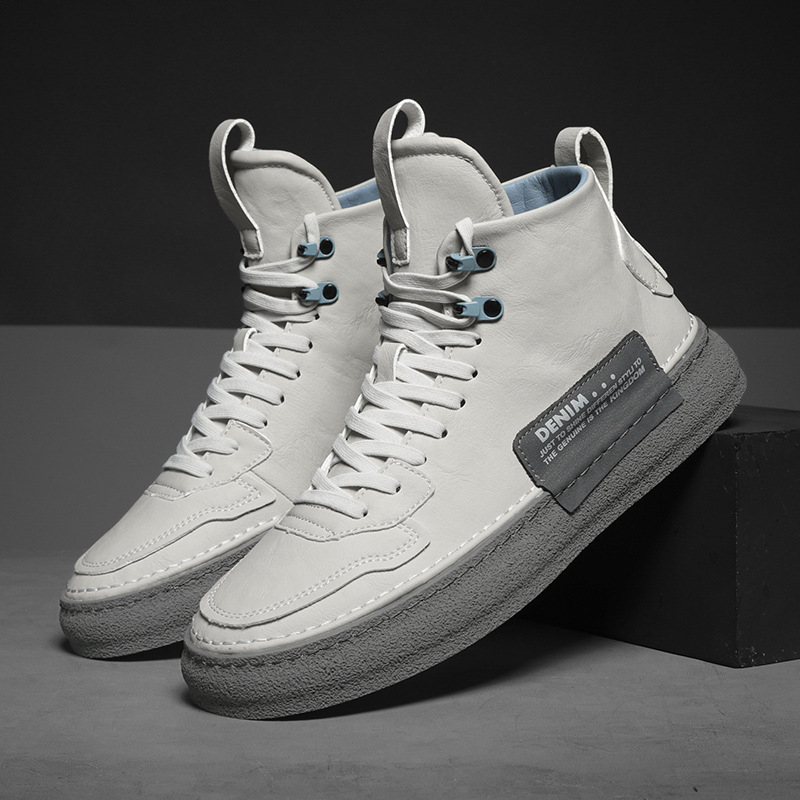 Európai magas szárú, vastag talpú cipők 2024 őszi és téli férfi koreai alkalmi divatos cipők főiskolai hallgatóknak divatos fehér cipők