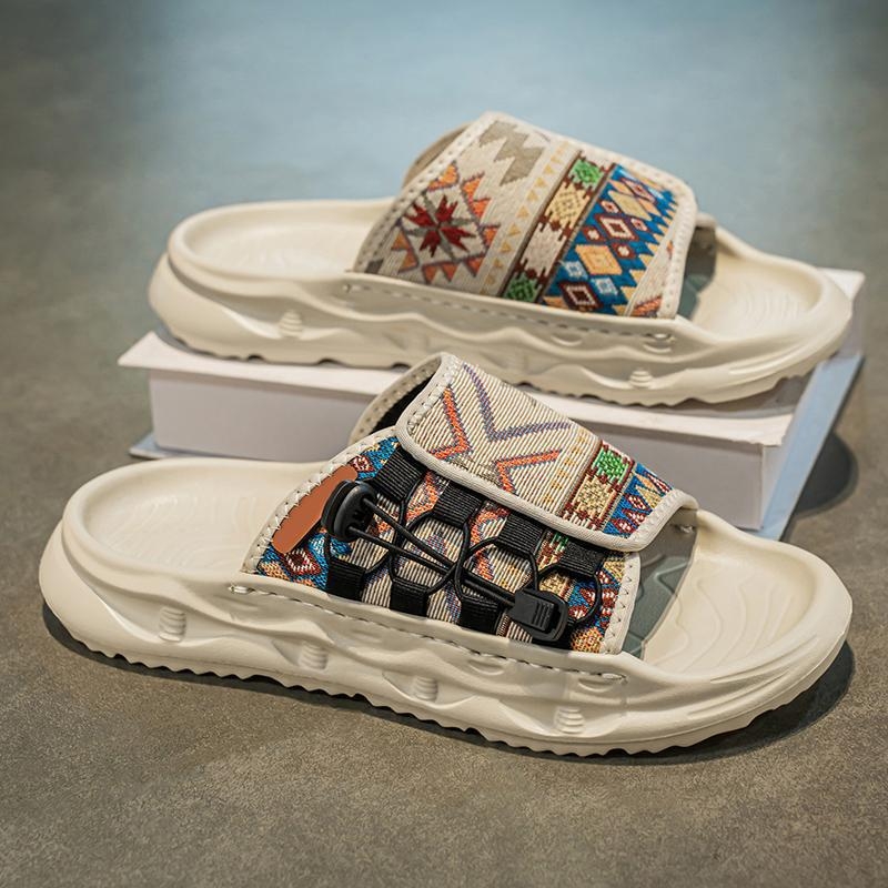 Férfi alkalmi graffiti papucsok új stílusú vastag talpú sokoldalú magasságnövelő divatos bebújós papucsok ins divatos papucsok