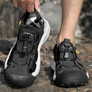 Határokon átnyúló nagy méretű Amazon nyári bőr szandálok férfi szabadtéri folyami cipők alkalmi férfi strandcipők szandálok