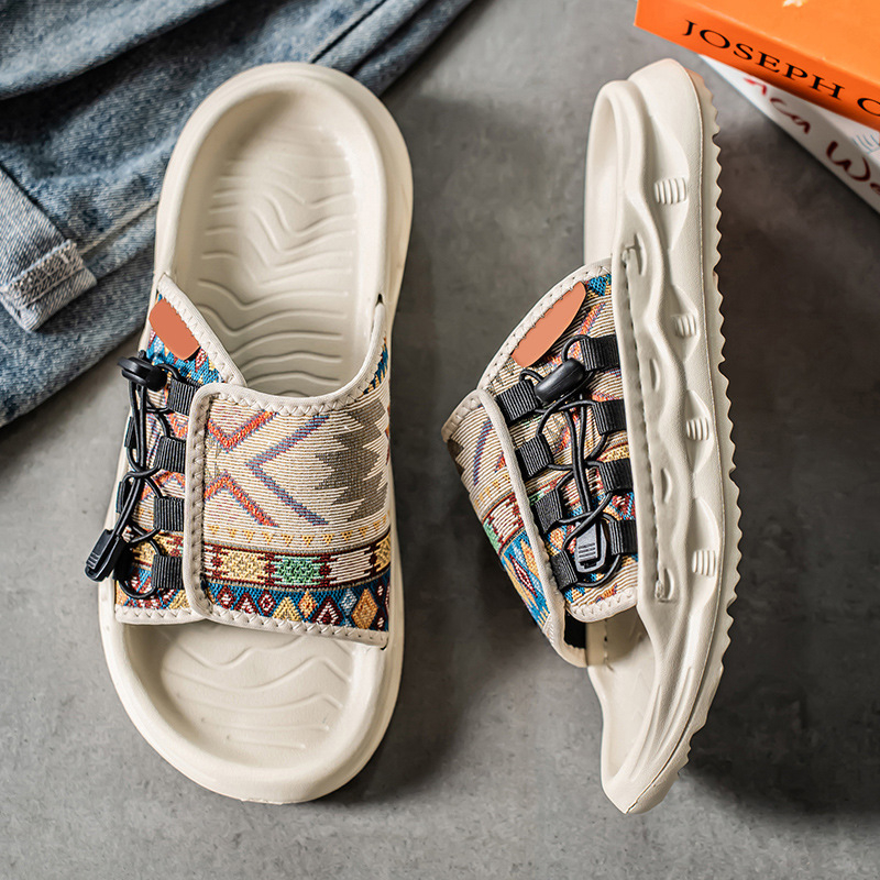 Férfi papucsok, divatos márka 2025 új nyári külső ruházat, csúszásgátló, kopásálló strandcipők, tinédzserek, egyvonalas szandálok