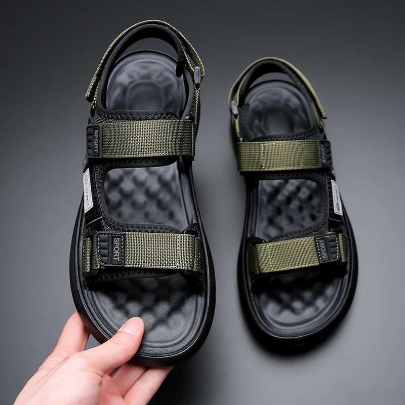 Férfi szandálok Nyári Új Tépőzáras Férfi szandálok és papucsok Vastag Talpú Sport Strandcipők Divatos Hétköznapi Könnyű Cipők