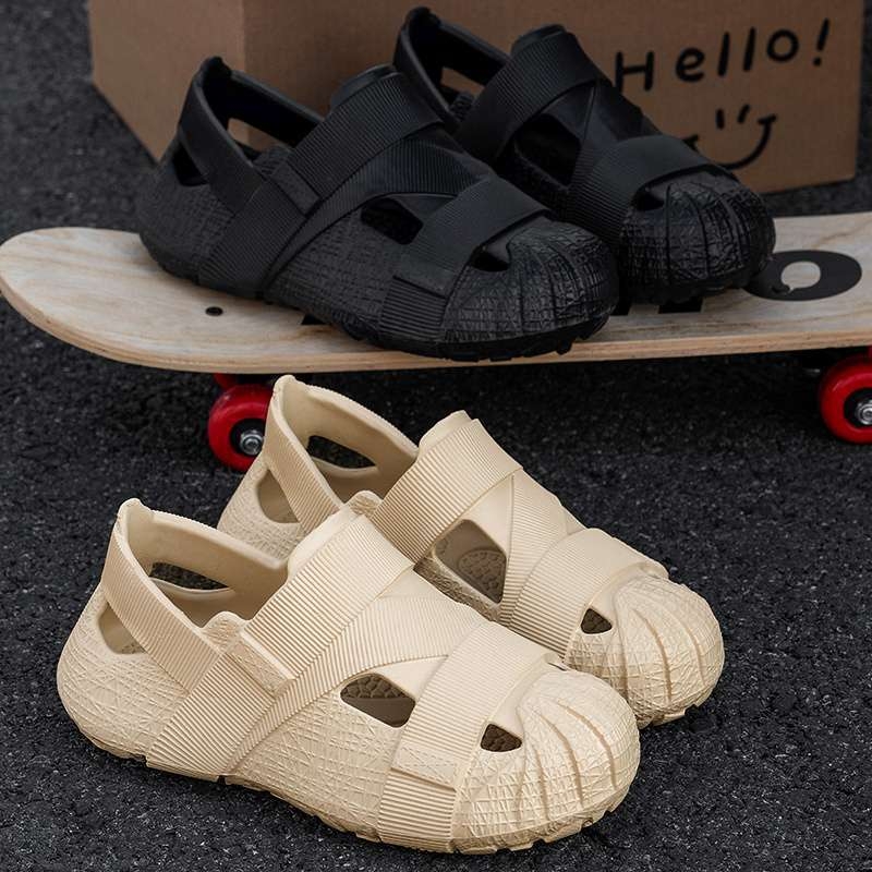 Croc Shoes Férfi Nyári Felsőruházat 2025 Új Baotou Beach Vastag Talpú Vezetői Csúszásgátló Szagtalanító Eva Szandál Férfiaknak