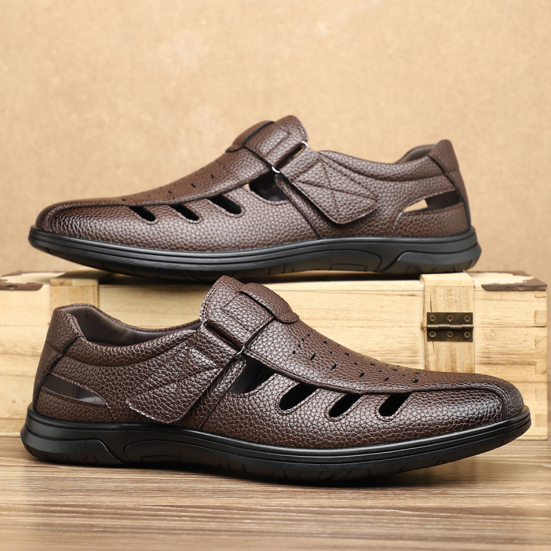 2025 Új Nyári Férfi Szandálok Csúszásgátló Puha Alsó Strandcipők Férfi Alkalmi Szandálok és Papucsok Kényelmes Lábujjhegyig Érő Férfi Cipők