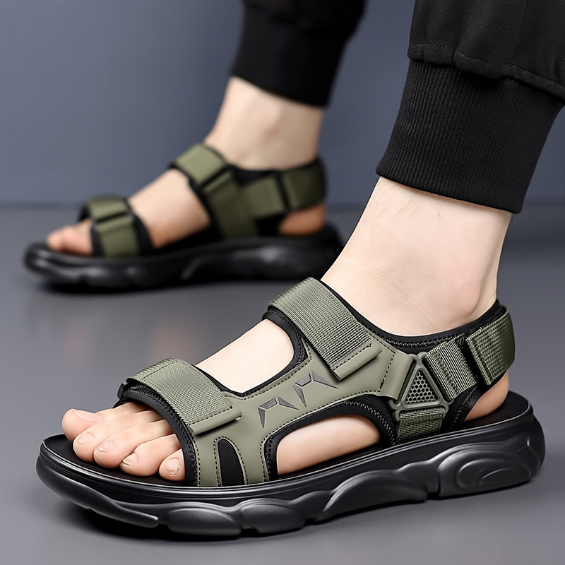 Szandálok Férfi 2025 Nyári Új Stílusú Valódi Bőr Csúszásgátló Lélegző Puha Talpú Vezetői Strandcipő Sport Felsőruházat Férfi Szandálok