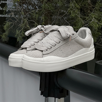 Férfi boardcipők Trendi niche High Street férficipők 2025 Four Seasons platform univerzális divatos cipők Divatos hétköznapi egyrétegű cipők