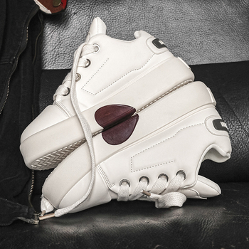 2025 tavaszi új férfi board cipők férfi koreai divat Joker férfi casual tornacipő egyetemi stílusú board cipő