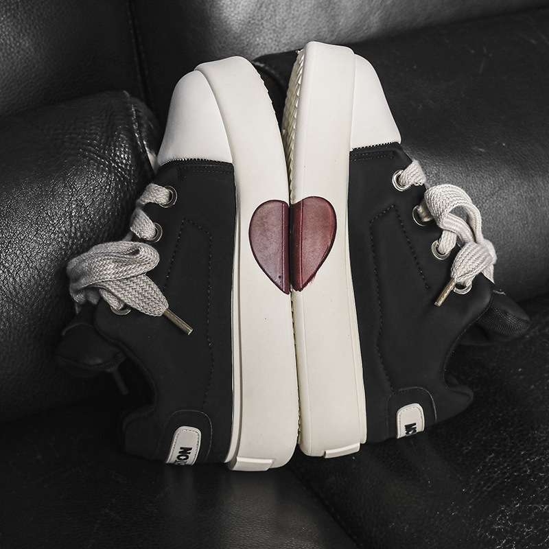 2025 tavaszi új férfi board cipők férfi koreai divat Joker férfi casual tornacipő egyetemi stílusú board cipő