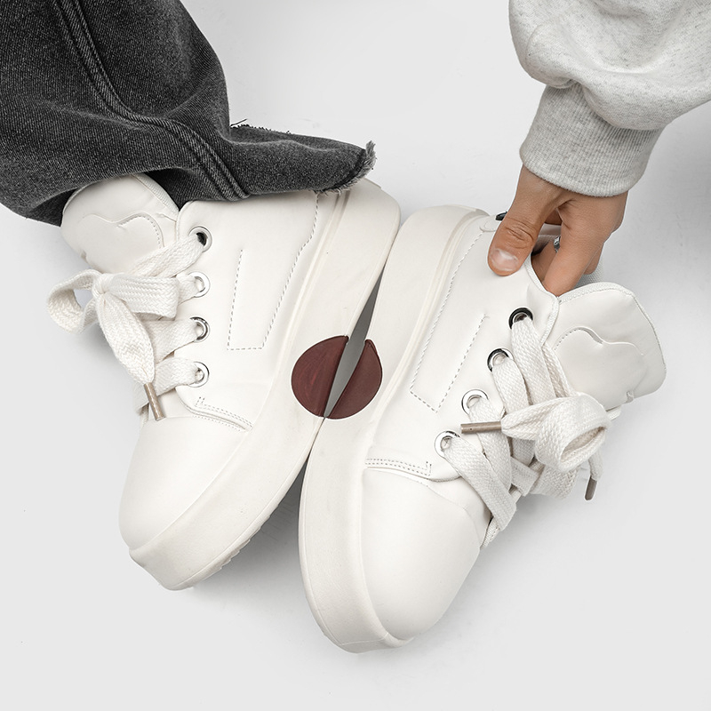 2025 tavaszi új férfi board cipők férfi koreai divat Joker férfi casual tornacipő egyetemi stílusú board cipő