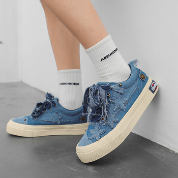 Παπούτσια για ζευγάρια Φθινοπωρινά νέα παπούτσια από καμβά με λουλούδια κάσιους 2025 Φοιτητικά εξατομικευμένα εξωτερικά ρούχα μόδας, πιο εύκολα για να ταιριάζουν με τα ανδρικά παπούτσια χονδρικής