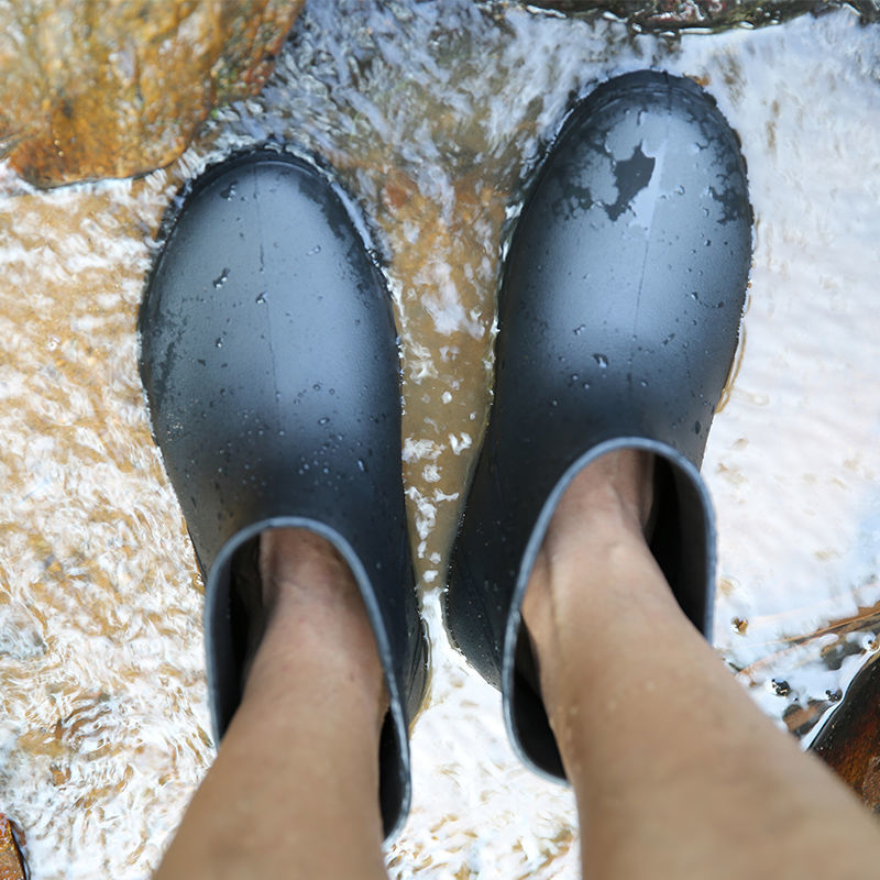 Platinum Laisiya Cipele za kišu za odrasle Cipele za hranu Moderne vanjske, otporne na habanje, vodootporne, neklizajuće srednje čizme za kišu, vodene cipele 663