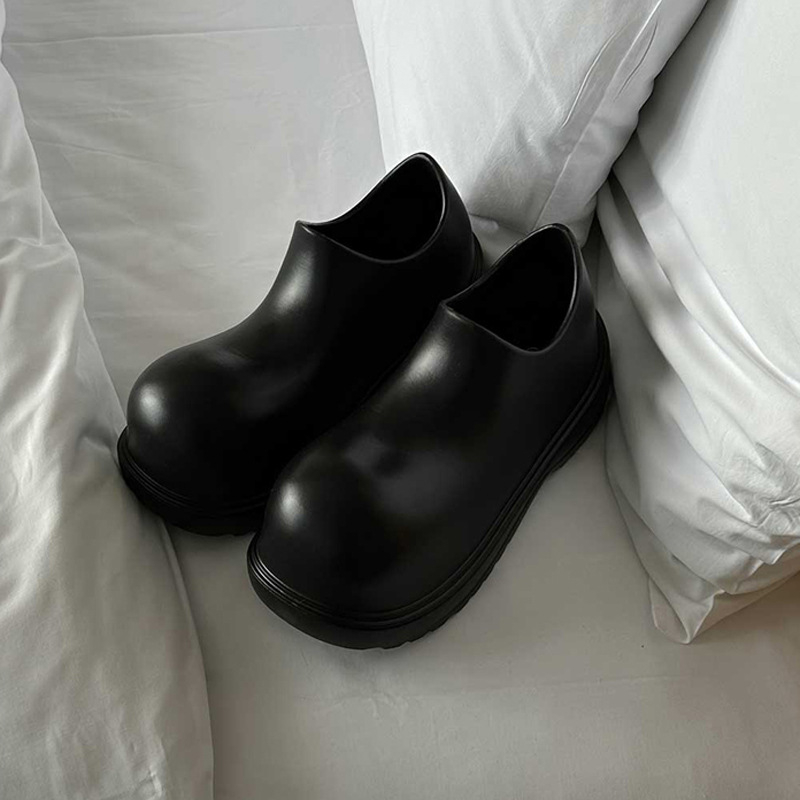 Megkülönböztető bohóccipők, férfi divatos, vastag talpú, egypedálos, alkalmi, csúszásgátló, esőálló, olajálló, gyorsan száradó szakácscipők