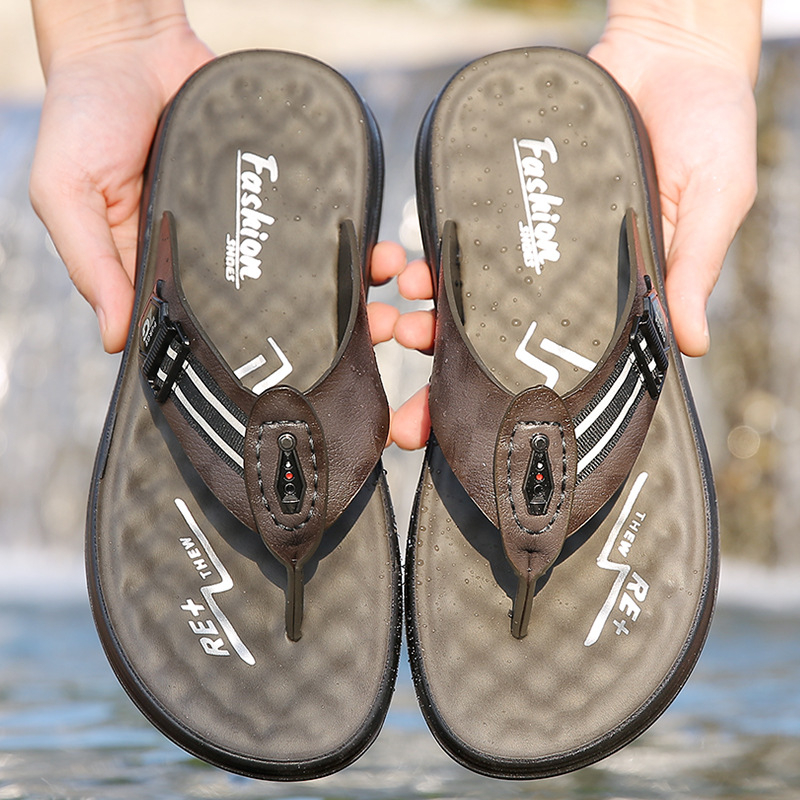 Férfi papucsok 2025 új nyári extra nagy méret 45 külső viselet stílusos 2,3 kg 47 csúszásgátló nemzeti trendi papuccsal 48 cipő