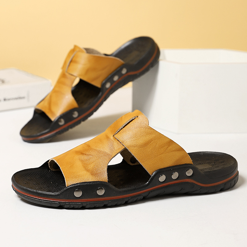 Határokon átnyúló külkereskedelmi molett papucsok Férfi nyári divatos csúszásgátló dezodor férfi szandálok és papucsok Valódi bőr külső ruházat Papucsok