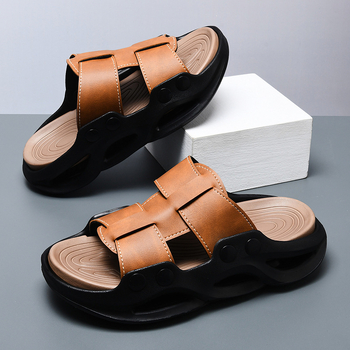 Férfi szandálok 2025 új nyári kültéri, lélegző, vastag talpú, EVA csúszásmentes strandszandálok nagykereskedelemben