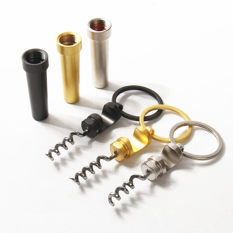 Többfunkciós kreatív borosüvegnyitó kulcstartó, 3 színben kapható, cinkötvözetből készült kreatív üvegnyitó borkiegészítő